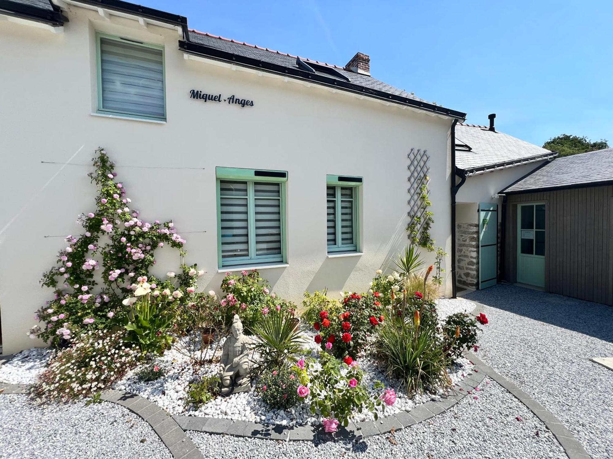 Chez Miquel-Anges, Location Meublee Et Independante Villa Guerande Exterior photo